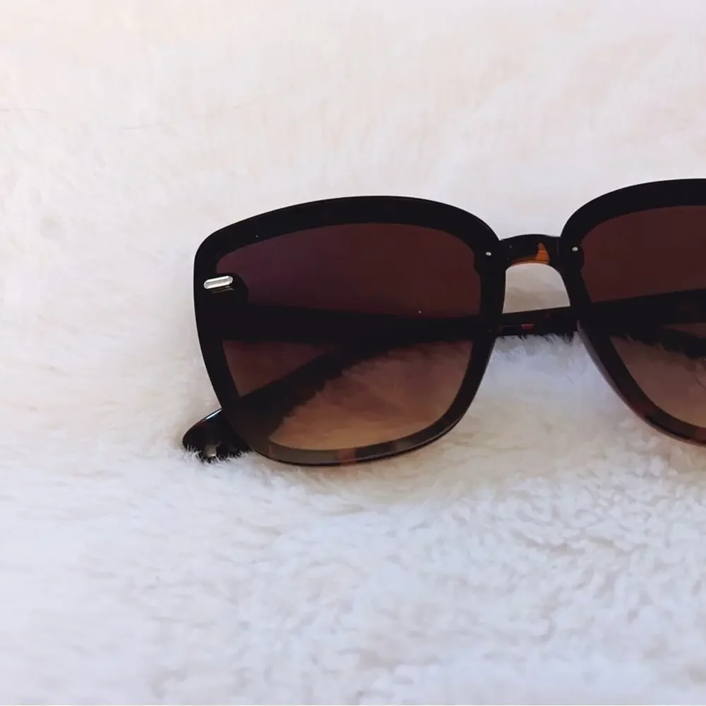 Giselle Black & Brown Oversized Cat Eye Sunglasses